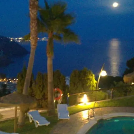 Holiday home Excellent View, Mountain, Panorama Swimming Pool Year Round *