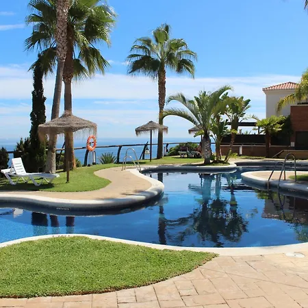 Excellent View, Mountain, Panorama Swimming Pool Year Round *