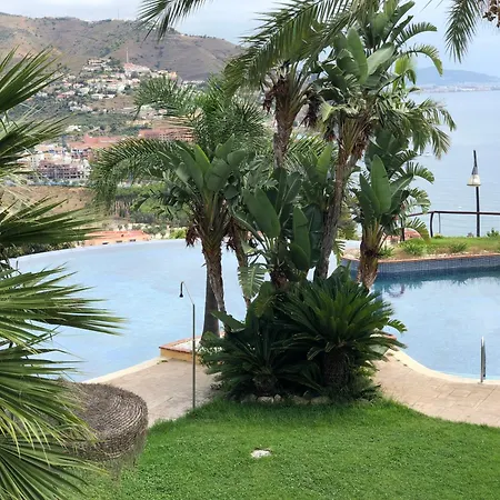 Holiday home Excellent View, Mountain, Panorama Swimming Pool Year Round *