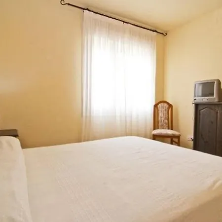 Holiday home Excellent View, Mountain, Panorama Swimming Pool Year Round