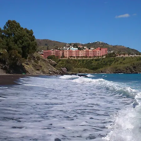 Excellent View, Mountain, Panorama Swimming Pool Year Round *